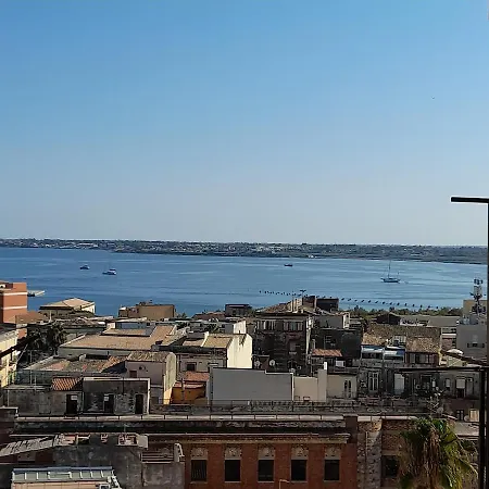 فندق مبيت وإفطار L'attico Di Matilde 4*