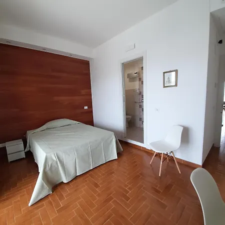 L'attico Di Matilde فندق مبيت وإفطار 4*